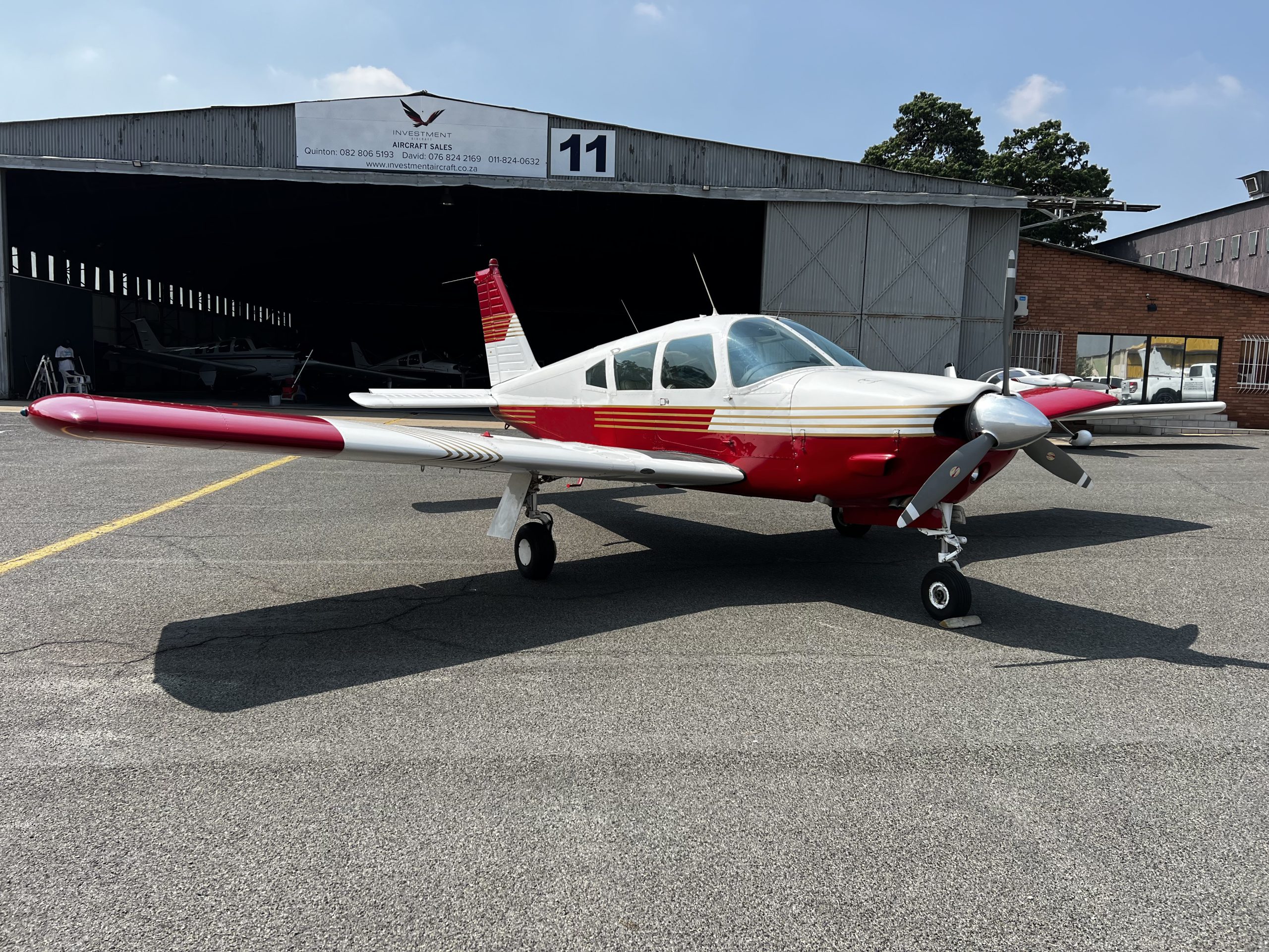 1969 Piper PA28R-200 exterior1