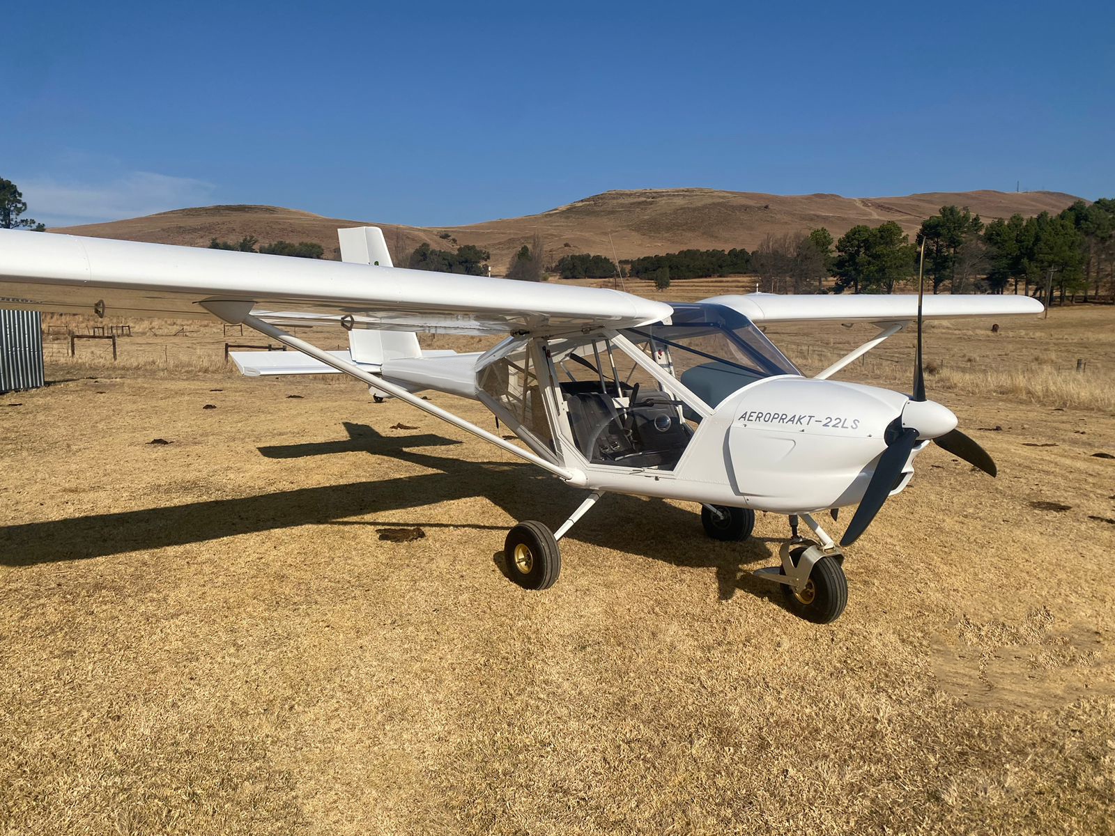 2011 Aeroprakt Ltd A-22LS Foxbat exterior